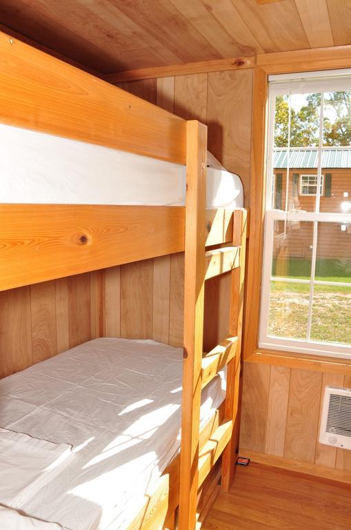 Plymouth Rock Camping Resort Rustic Cabin Elkhart Lake Экстерьер фото